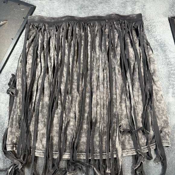 POL Black Garment - Picture 3 of 7